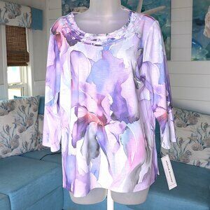 NWT Alfred Dunner Crystal Springs Watercolor Lilac Top Size Small
